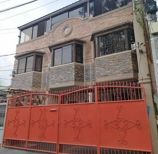 4-5Br Apartment In Paranaque For Staycation