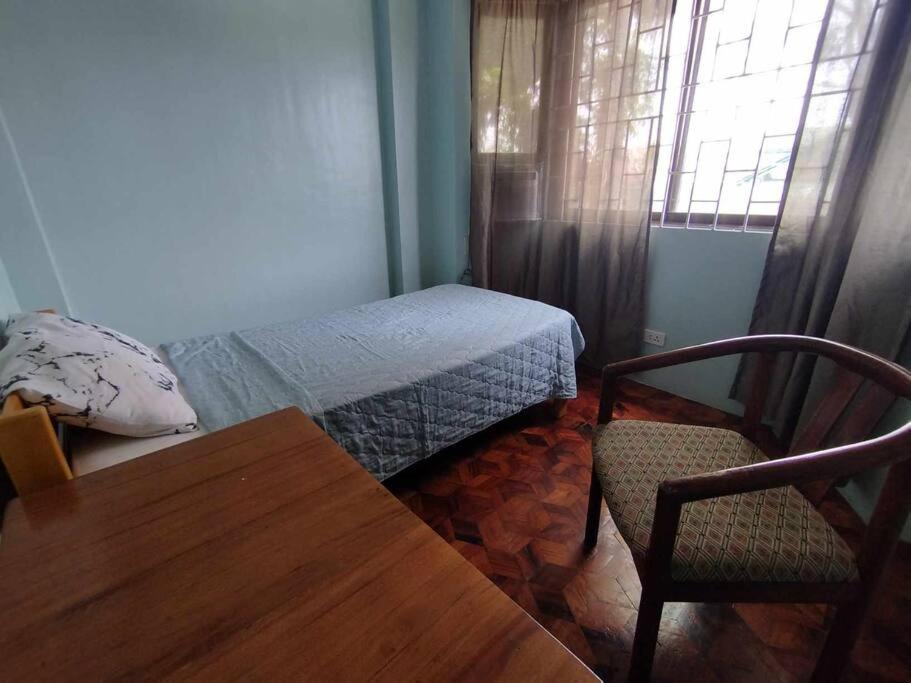 4-5br In Paranaque For Staycation Manila